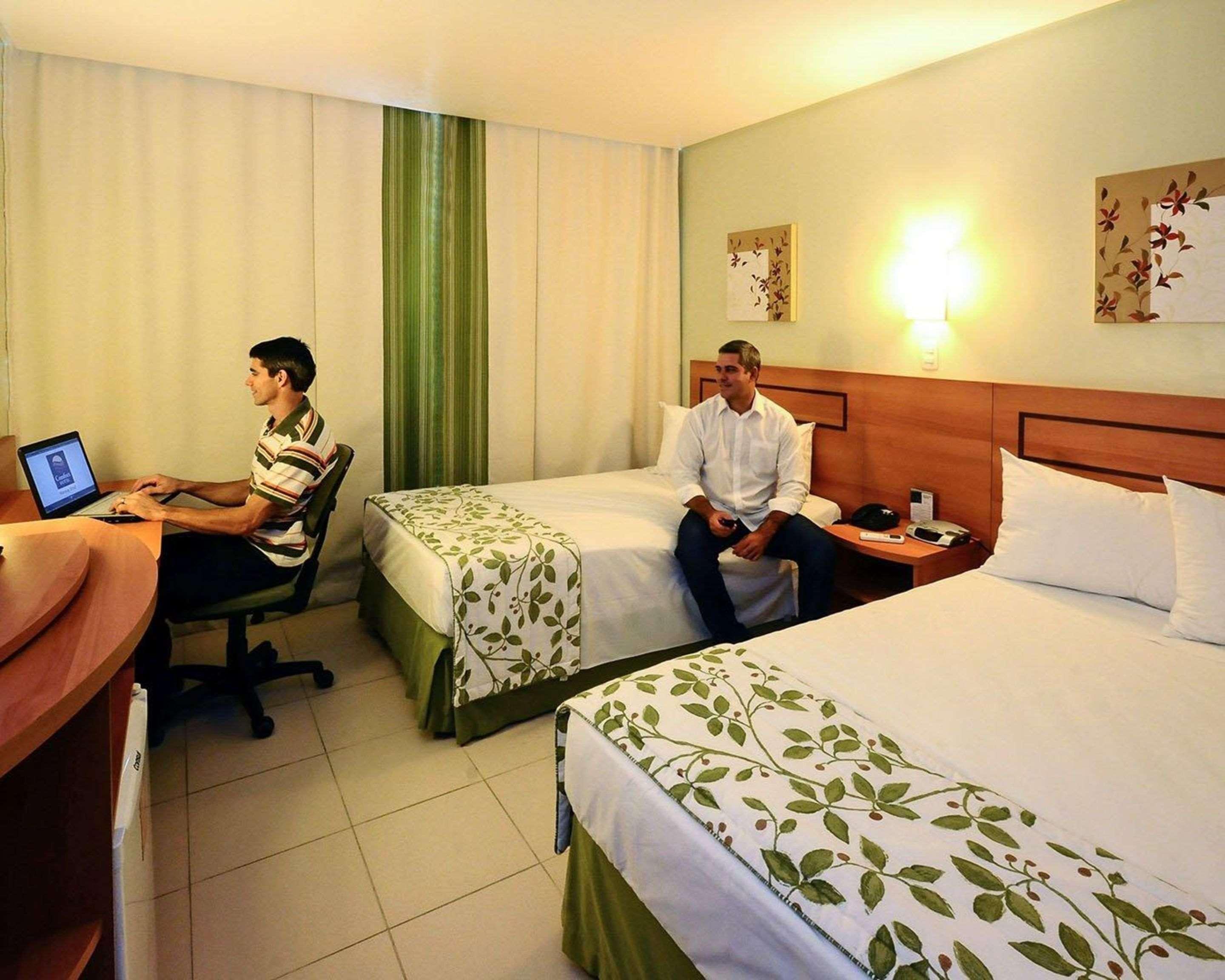 Comfort Hotel Манаус Экстерьер фото